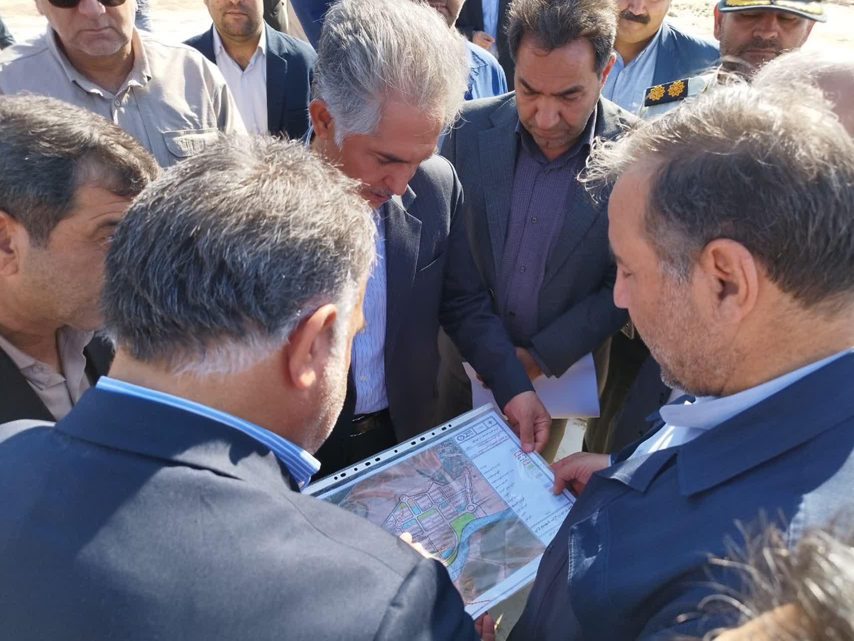 تا مین ۱۰۰ هکتار زمین برای نهضت ملی مسکن در شهرستان  مرزی  مهران