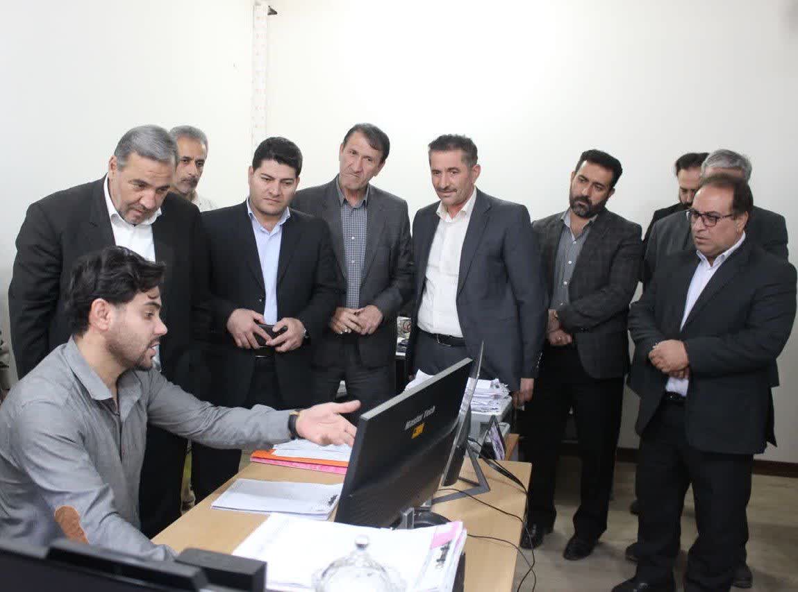 کمبود ناوگان حمل‌‌ و نقل برون‌شهری شهر ایلام به هیچ‌عنوان پذیرفتنی نیست