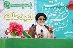 بسیج در همه عرصه های دفاع از انقلاب و حریم ولایت پیشگام است