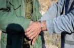 دستگیری شکارچی متخلف در کولگ مهران بعد از ۲۴ ساعت تعقیب و گریز