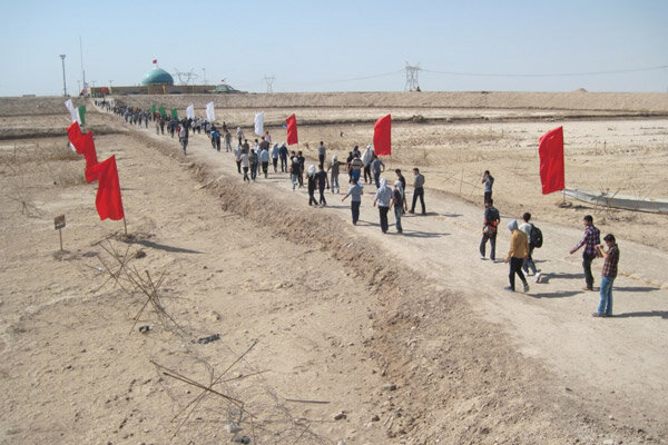 ۲۵۰ نفر از دانش آموزان دهلرانی به مناطق عملیاتی اعزام شدند