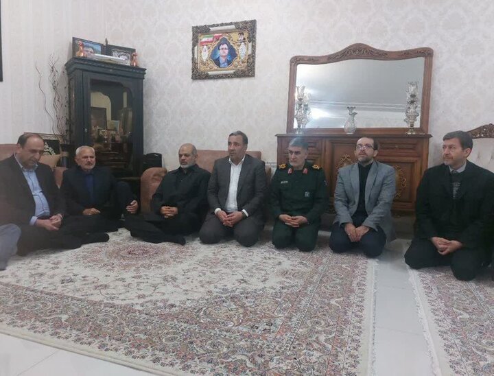 دیدار وزیر کشور با خانواده شهید هسته ای کشور  رضایی نژاد