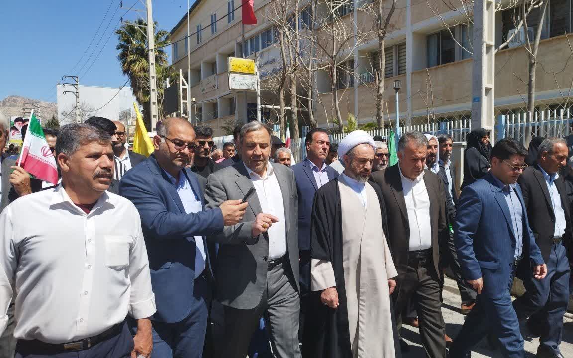 ندای مرگ بر آمریکا و مرگ بر اسرائیل، بر سلاح و موشک استکبار پیروز می شود