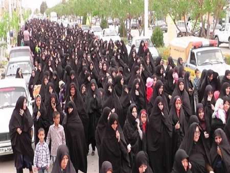 همایش پیاده‌روی در ۱۲ شهرستان ایلام به مناسبت روز دختر