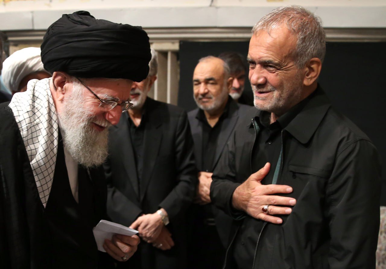 بیانات رهبری انقلاب برای همه مسئولان در هر جناحی فصل الخطاب است