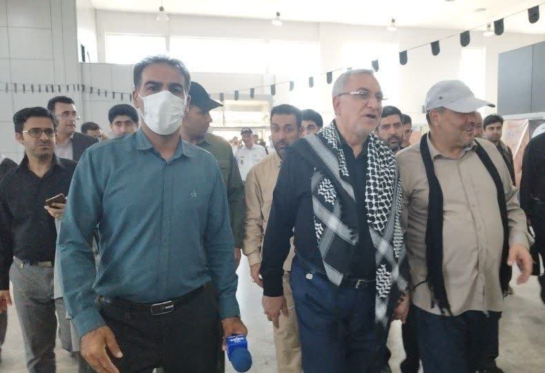 بازدید وزیر بهداشت، درمان و آموزش پزشکی کشور و استاندار ایلام از پایانه مرزی شهید سلیمانی مهران