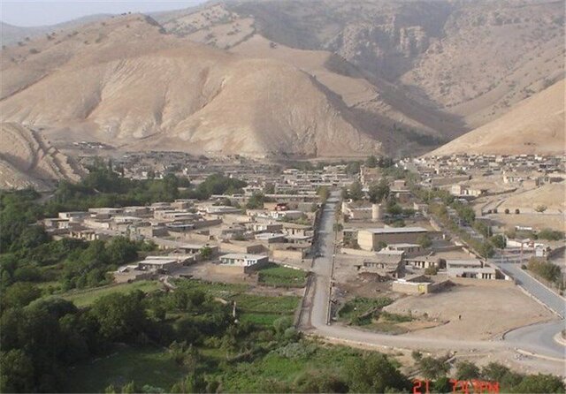 عملیات محوطه‌سازی  کمپ گردشگری سراب میمه در دست اقدام است