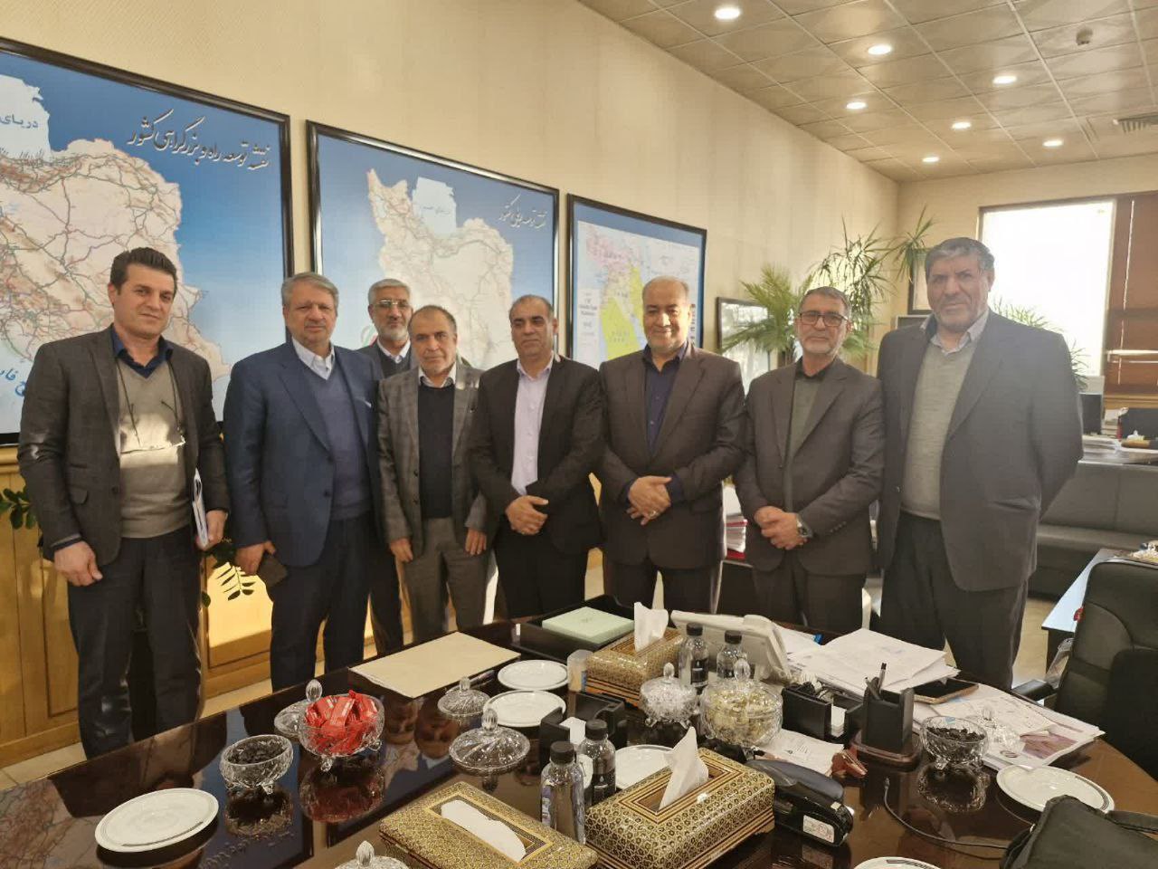 خیز بلند نماینده مردم  برای توسعه و تکمیل راه های موصلاتی جنوب  استان  ایلام   