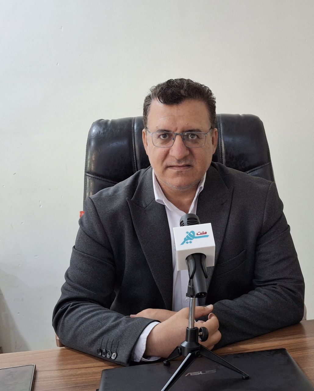 آغاز برداشت دانه روغنی کلزا از  مزارع  شهرستان دهلران