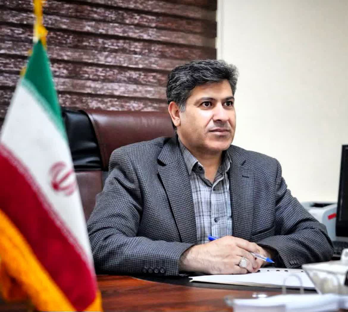 برگزاری آیین نکوداشت نامداران فرهنگ و هنر استان ایلام