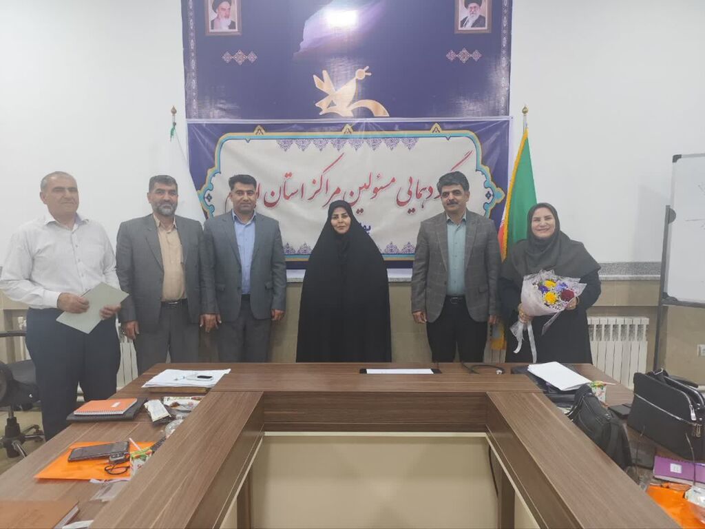 آیین نکوداشت وتقدیراز کارکنان  بازنشسته کانون پرورش فکری استان ایلام