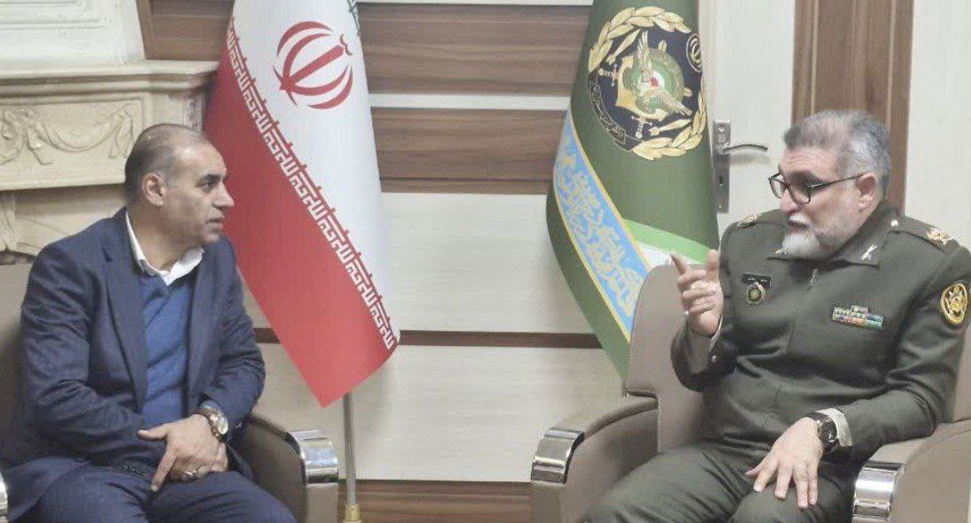 تیک آف دکتر چراغی از مجلس  برای فرود در باند فرودگاه آبدانان