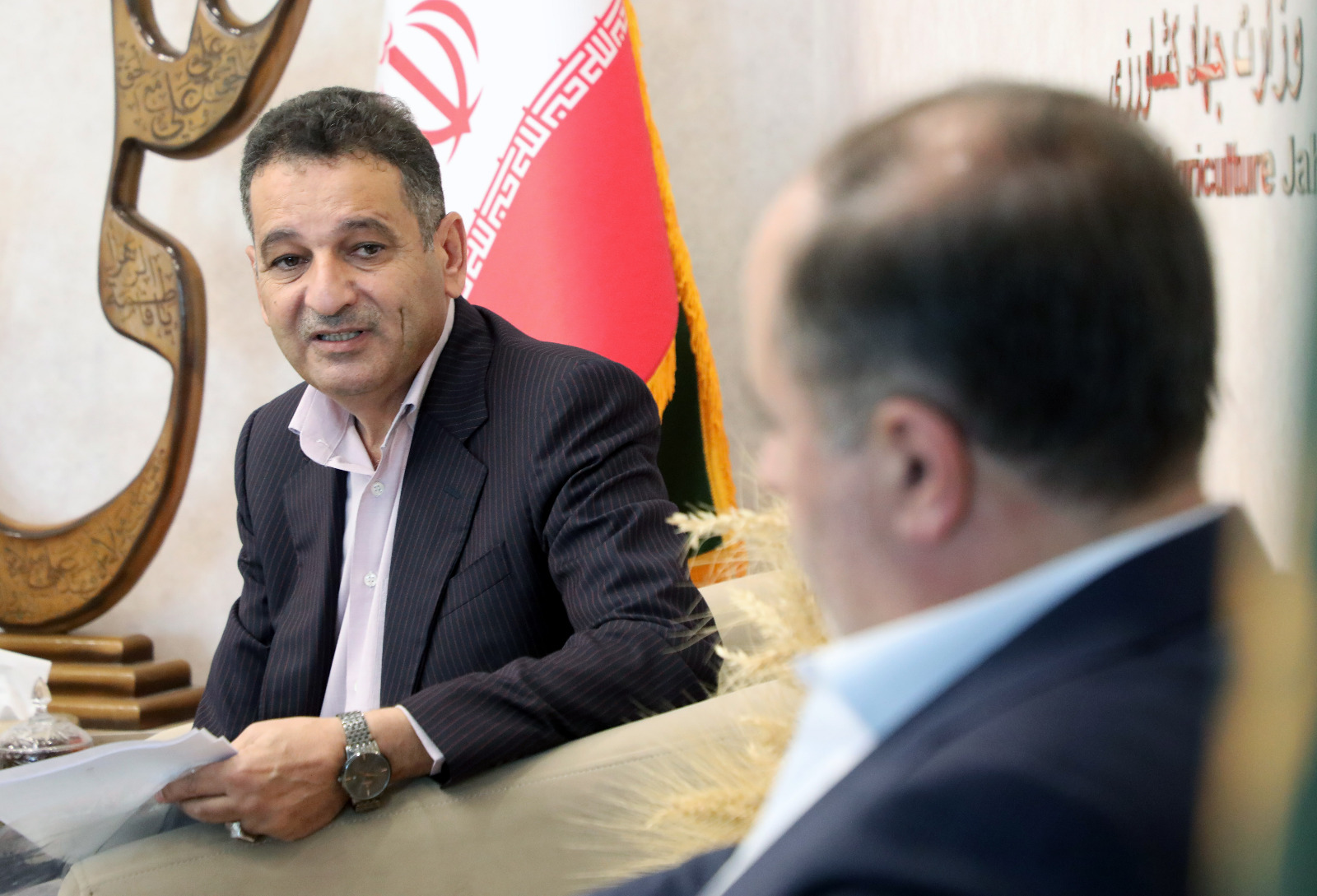 مشکلات کشاورزان ایلامی را   رو در رو با   وزیر جهادکشاورزی  در میان گذاشت