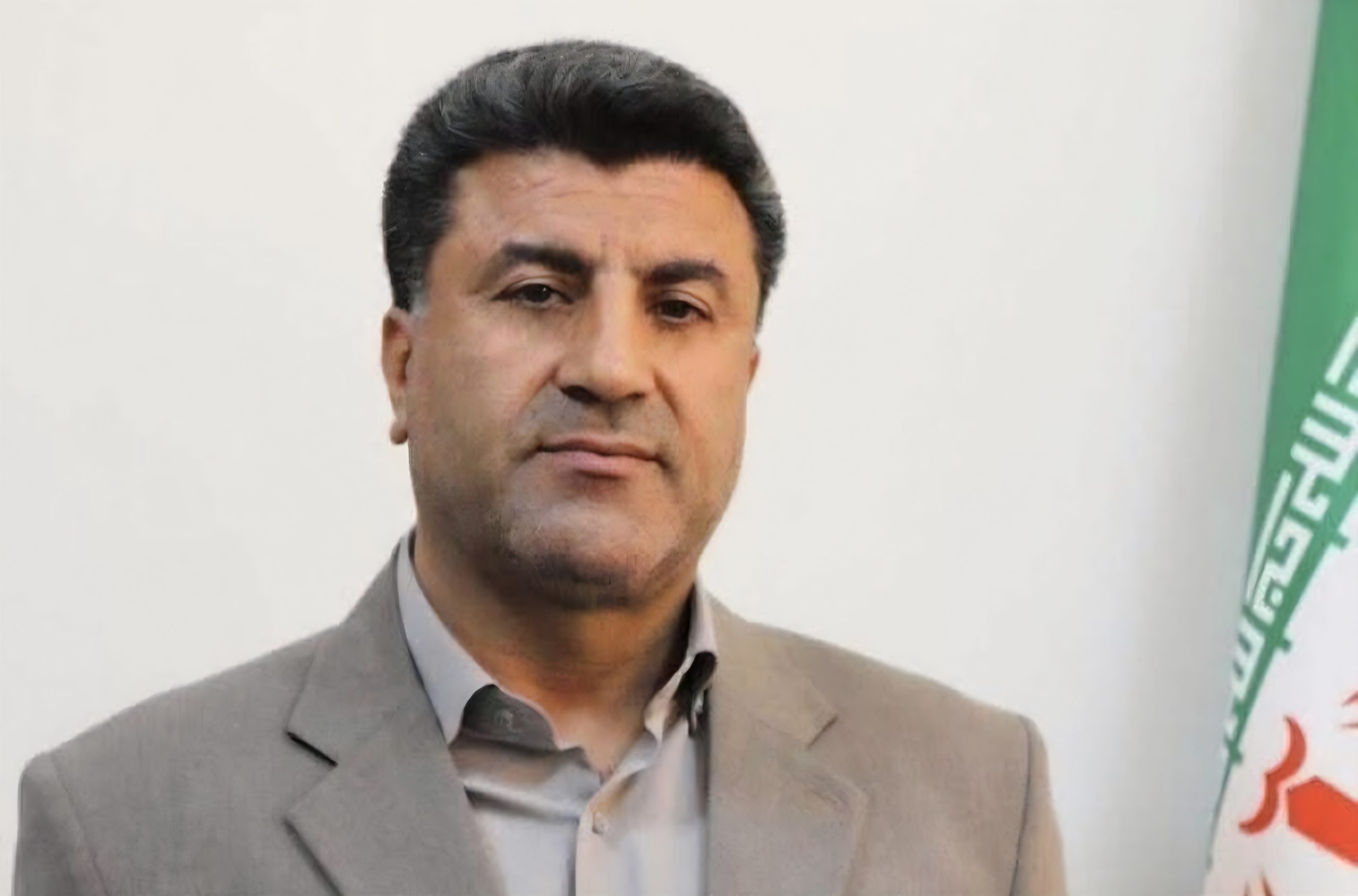 فروشگاه‌های مواد غذایی هر چه سریع‌تر بازگشایی شوند / برخورد قانونی با واحدهای متخلف