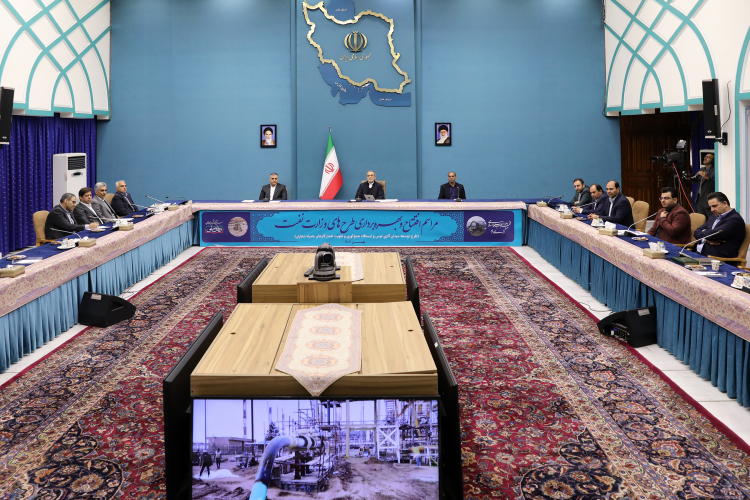 افتتاح کارخانه جمع‌آوری و تقویت فشار گازهای مشعل دهلران .