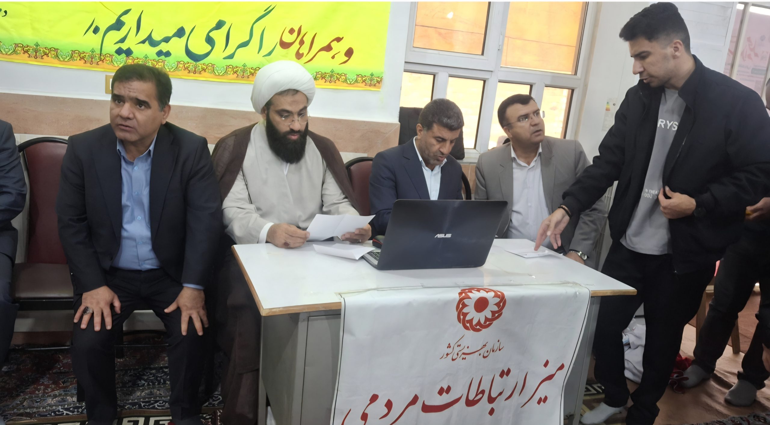 برپایی میز خدمت  بهزیستی با حضور شخص  مدیر کل در دهلران