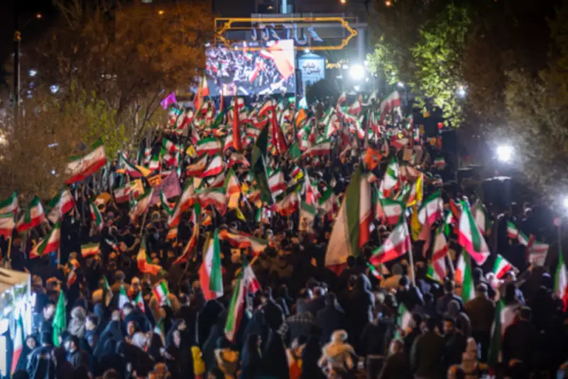 دو ماه عزت و سربلندی